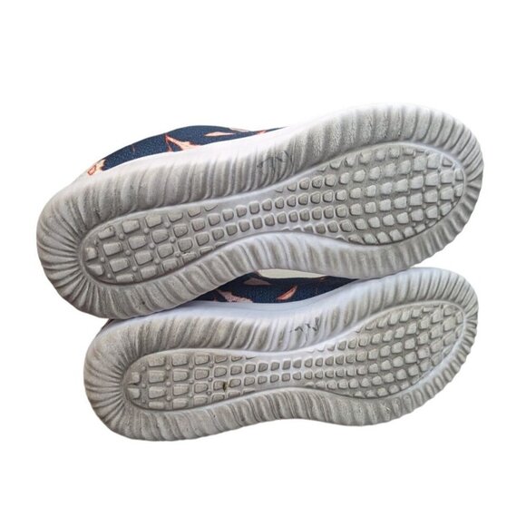 Modcloth Flats familiar…yet different Running in Fields Sneaker Blue Floral 7.5 - Picture 6 of 8